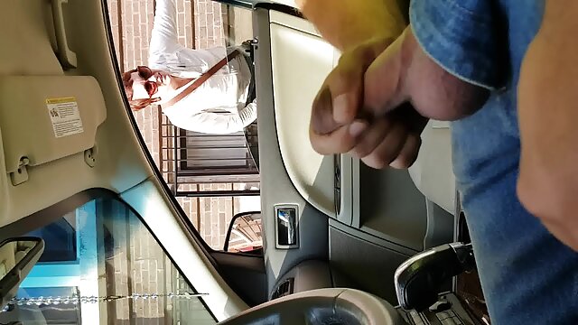 Najljubši :  Tetovirano mlado dekle se vozi poleg pisalnega stroja Porno film 